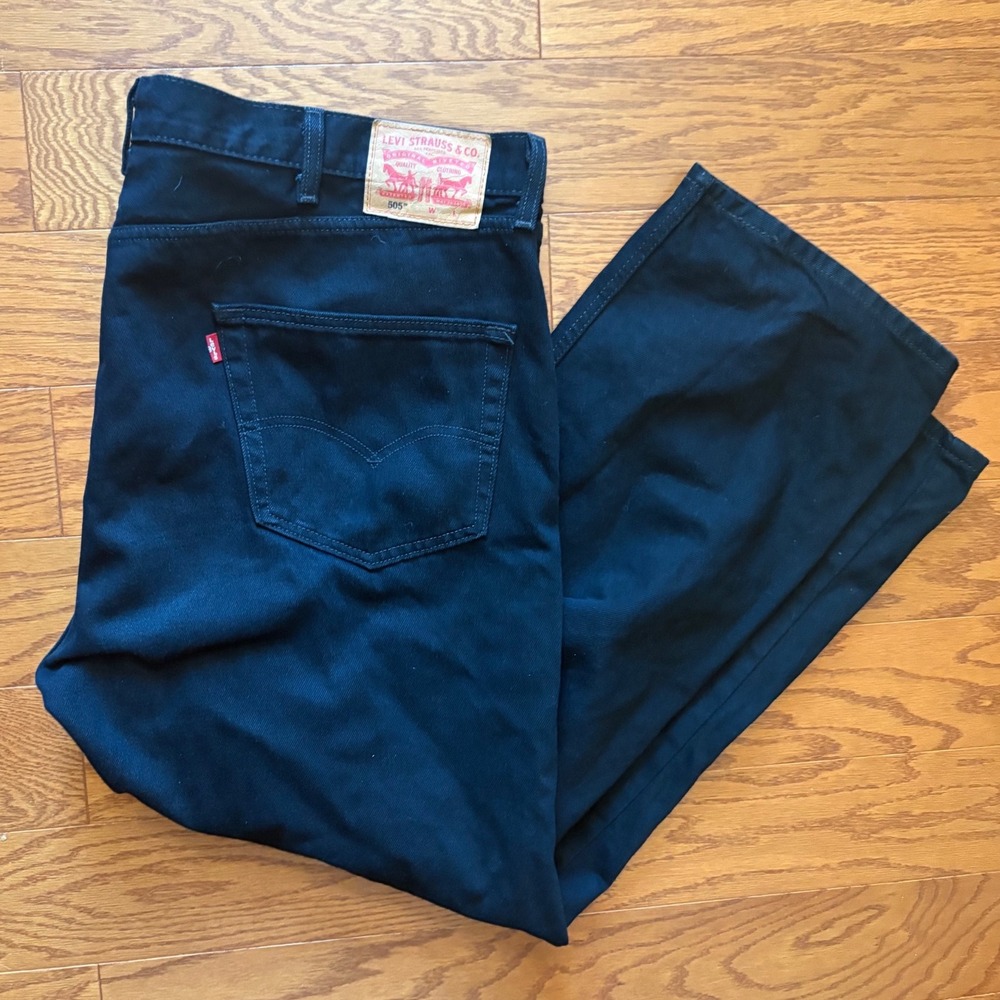 Levis 505 Regular Fit Black Jeans Mens 48x30 Straight Leg WaterLess 00505-0459